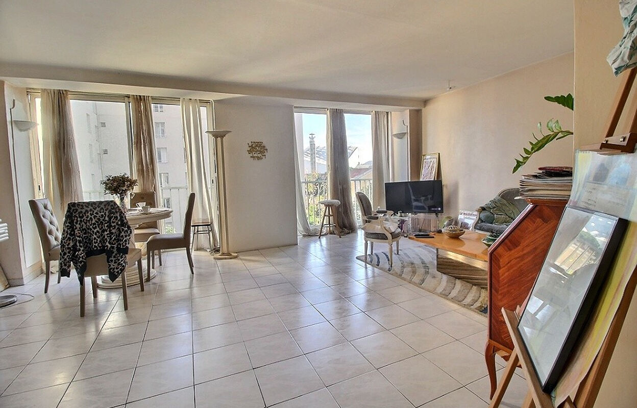 appartement 5 pièces 98 m2 à vendre à Marseille 8 (13008)