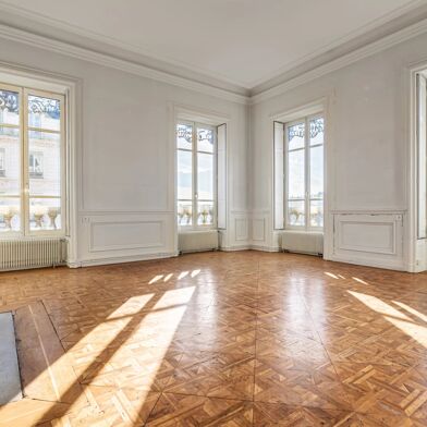 Appartement 4 pièces 158 m²