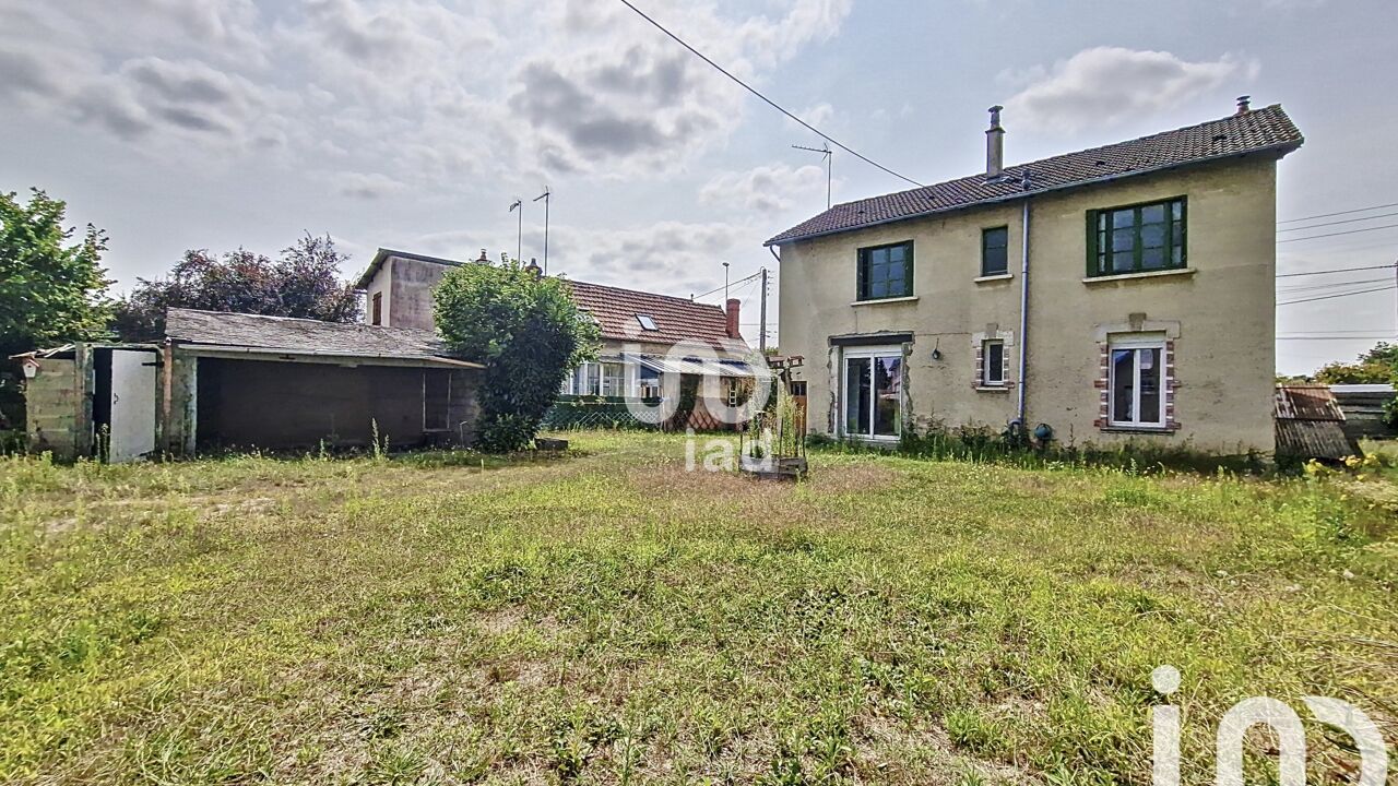 maison 6 pièces 121 m2 à vendre à Vierzon (18100)