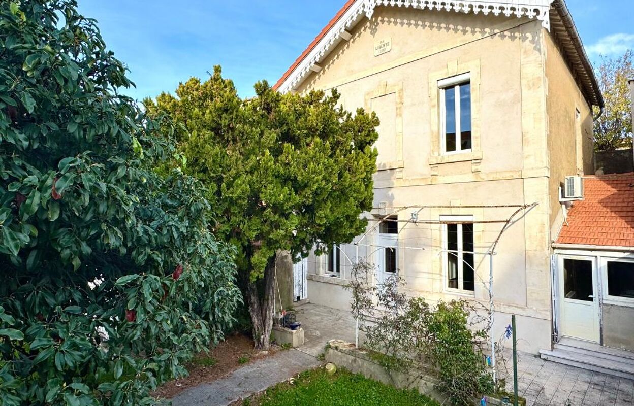 maison 5 pièces 126 m2 à vendre à Salon-de-Provence (13300)