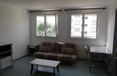 location appartement 490 € CC /mois à proximité de Cléry-Saint-André (45370)