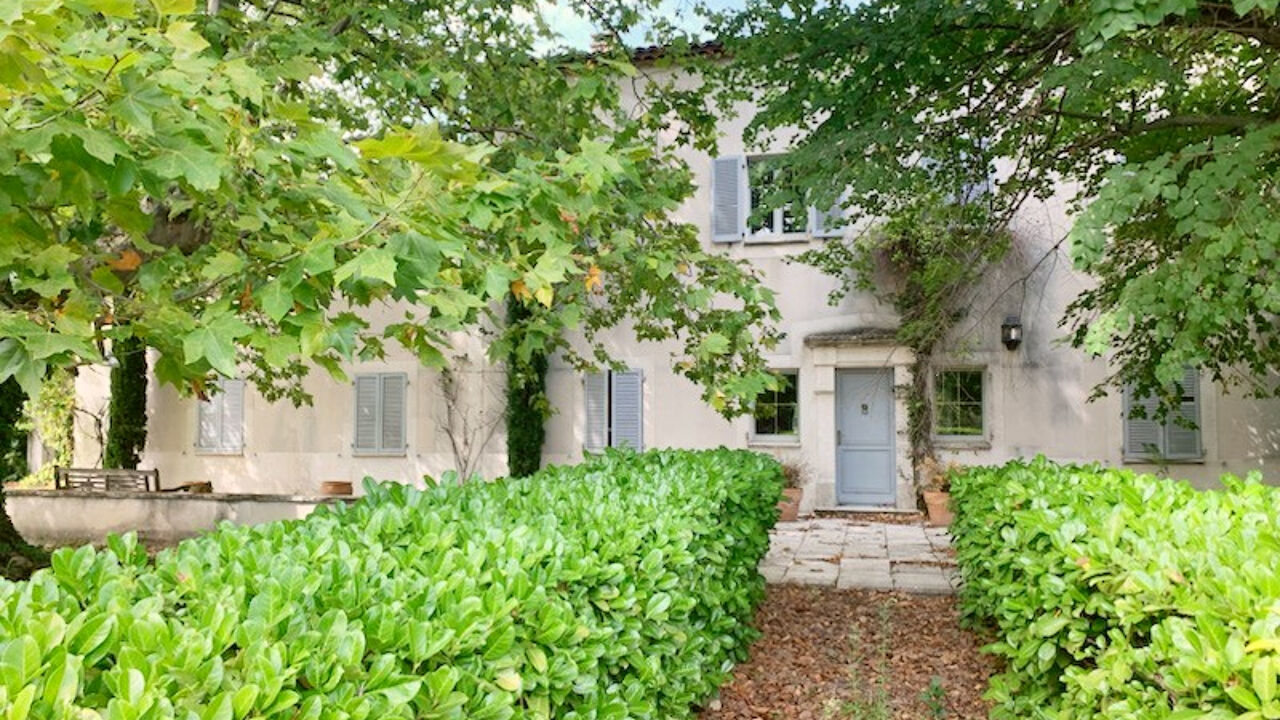 maison 9 pièces 248 m2 à vendre à L'Isle-sur-la-Sorgue (84800)