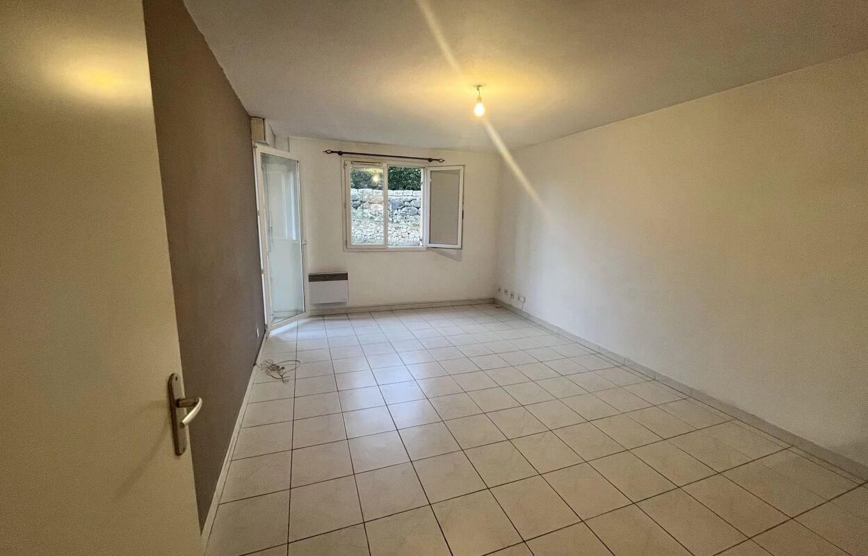 appartement 3 pièces 53 m2 à louer à Gattières (06510)