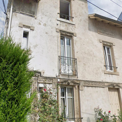 Immeuble  184000 €