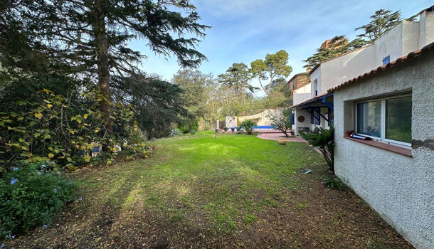 Villa / Maison 10 pièces  à vendre Perpignan 66000