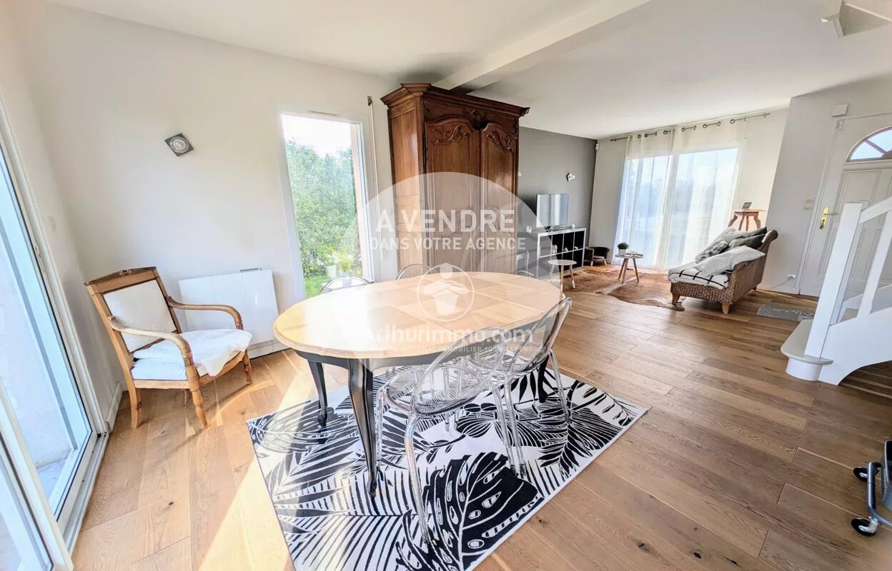 maison 5 pièces 107 m2 à vendre à Saint-Julien-de-Concelles (44450)