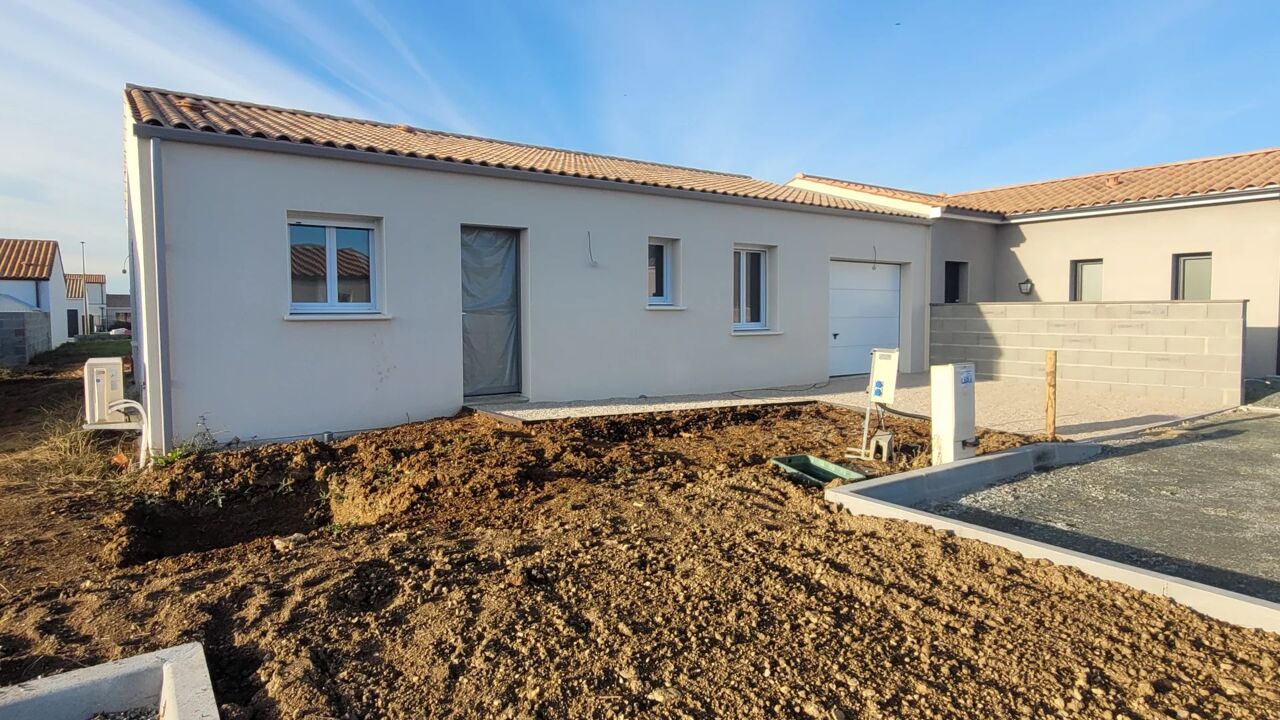 maison 4 pièces 109 m2 à louer à Niort (79000)