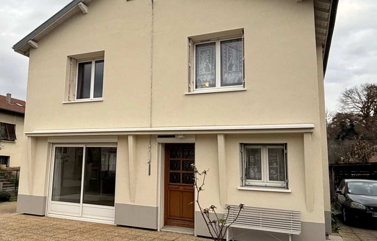 maison 6 pièces 116 m2 à vendre à Saint-Hilaire-du-Rosier (38840)