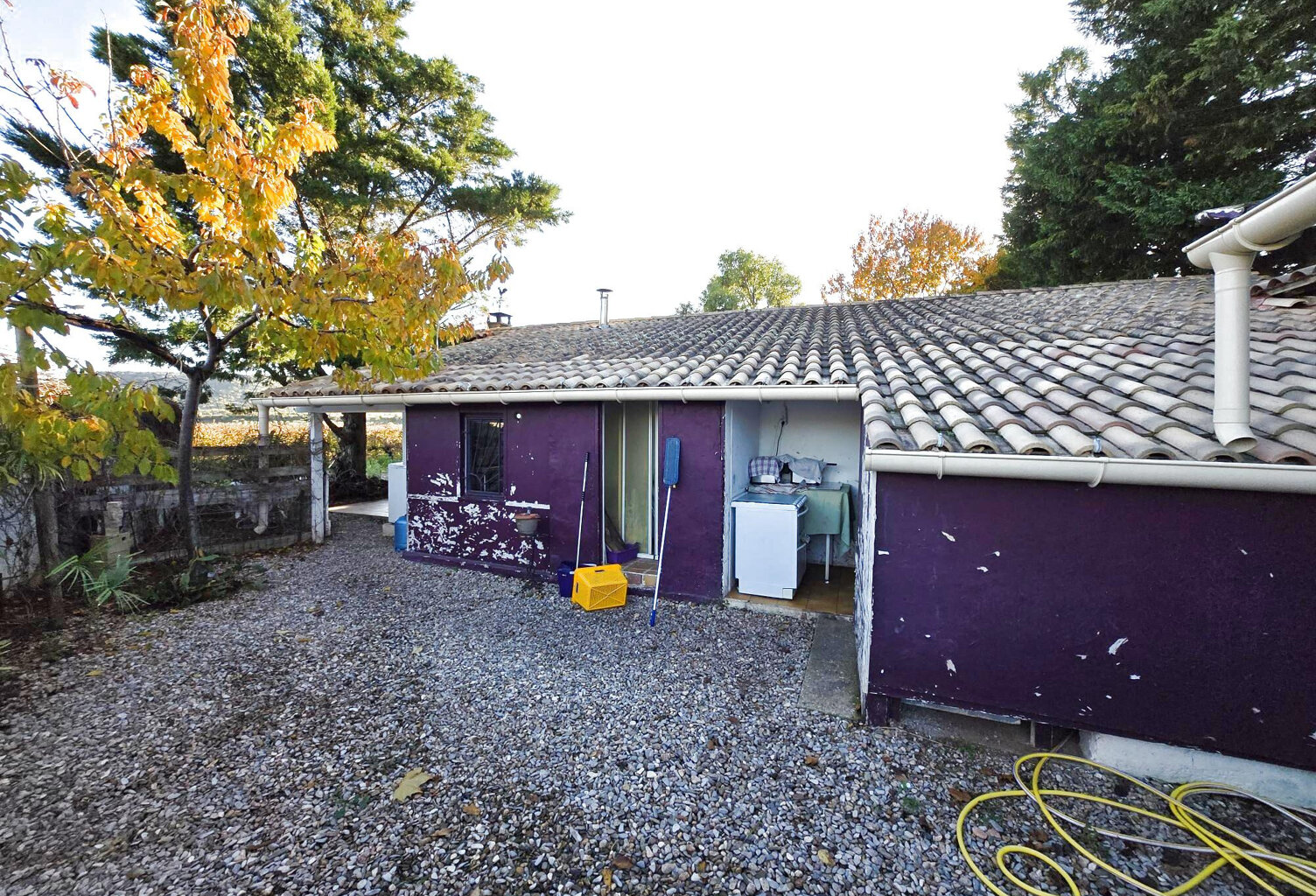 Local commercial 90 m2 terrain 2000 m2 avec villa jumelée 66 — photo 1