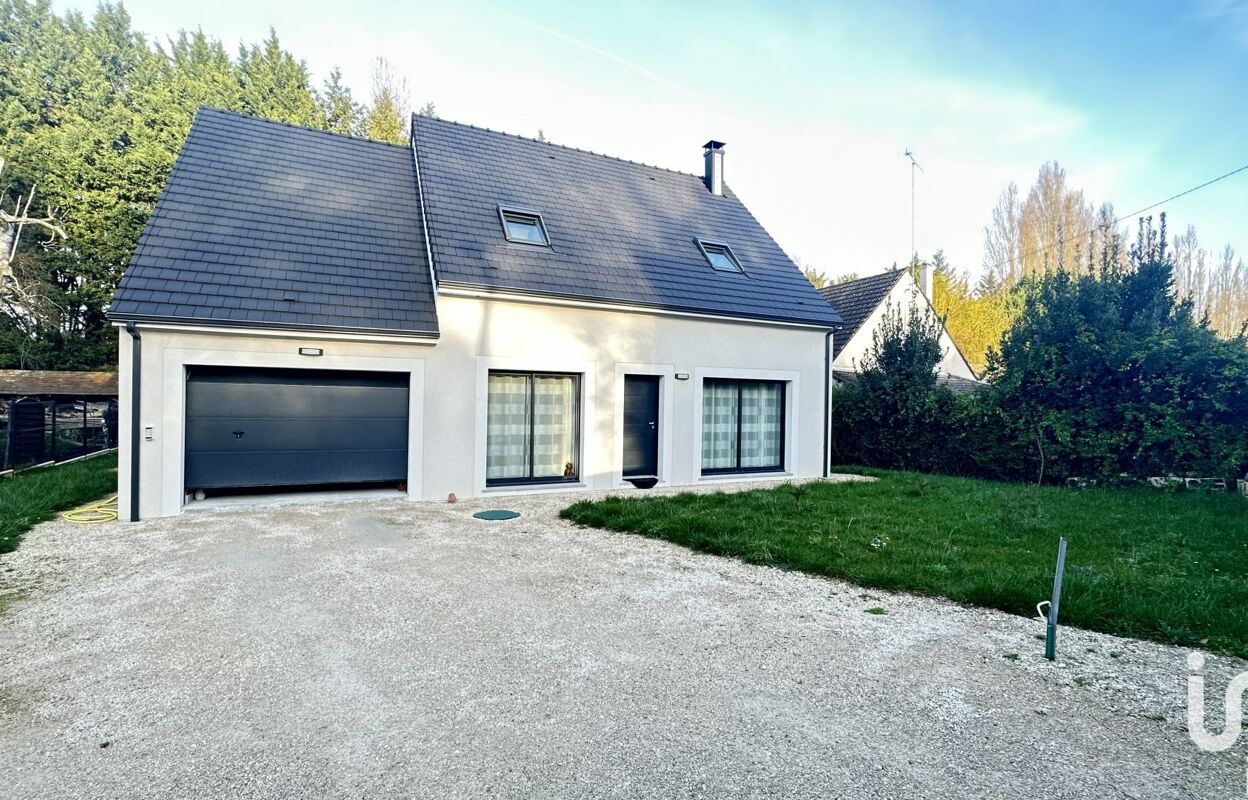 maison 6 pièces 127 m2 à vendre à Saint-Pierre-Lès-Nemours (77140)