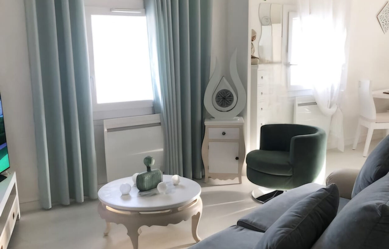 appartement 3 pièces 55 m2 à vendre à Hyères (83400)