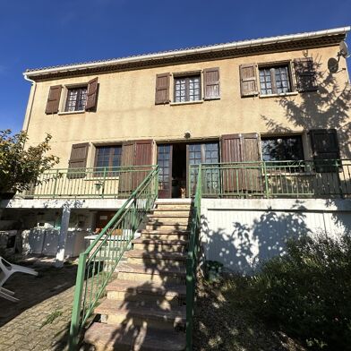 Maison 5 pièces 237 m²