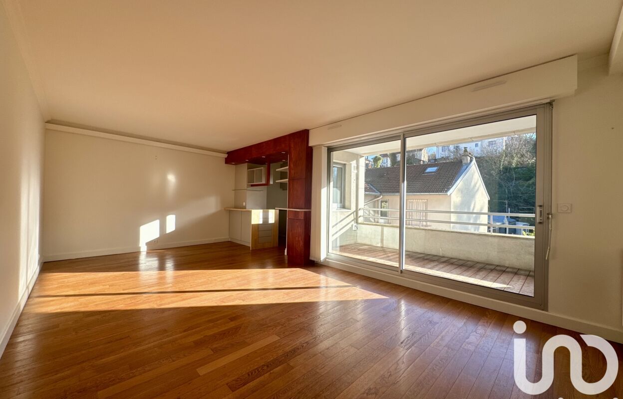 appartement 3 pièces 81 m2 à vendre à Sèvres (92310)