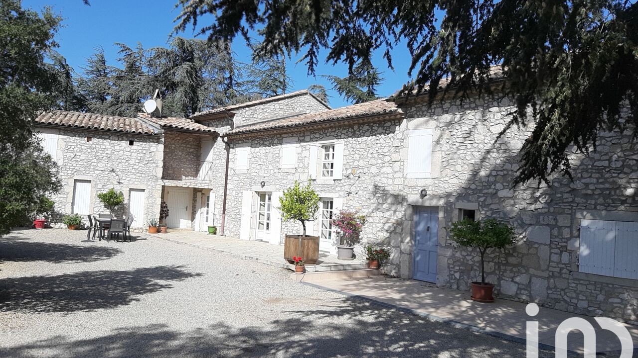 maison 7 pièces 195 m2 à vendre à Châteauneuf-du-Rhône (26780)