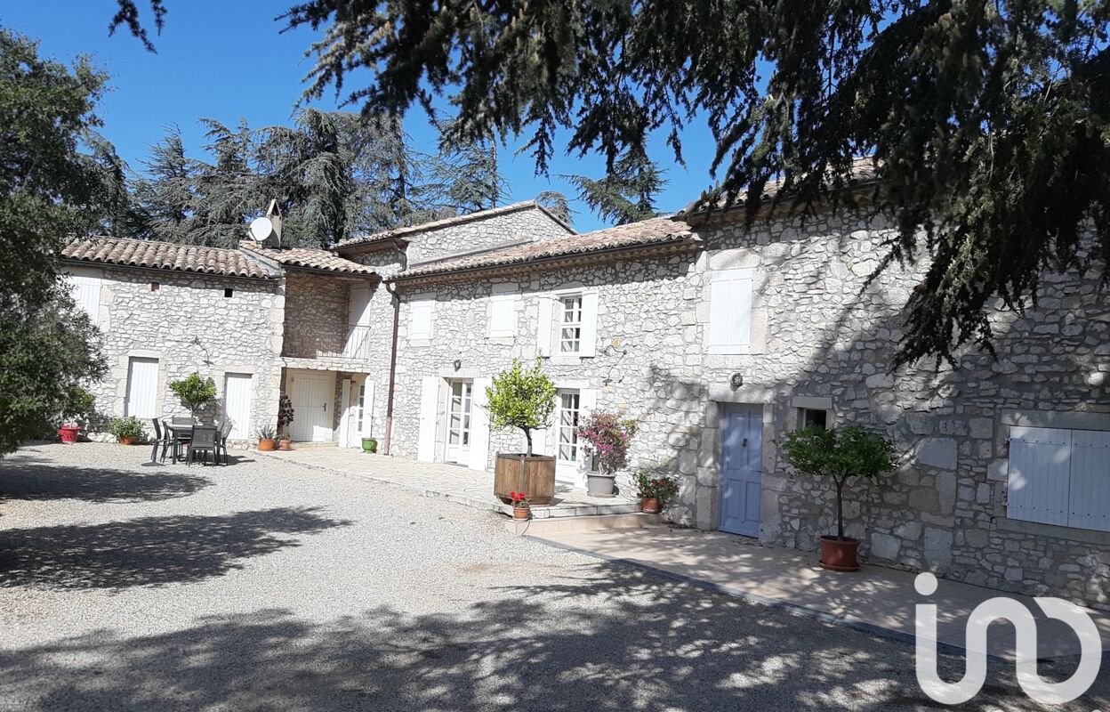 maison 7 pièces 195 m2 à vendre à Châteauneuf-du-Rhône (26780)