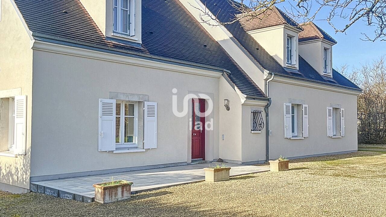 maison 7 pièces 200 m2 à vendre à Saint-Doulchard (18230)