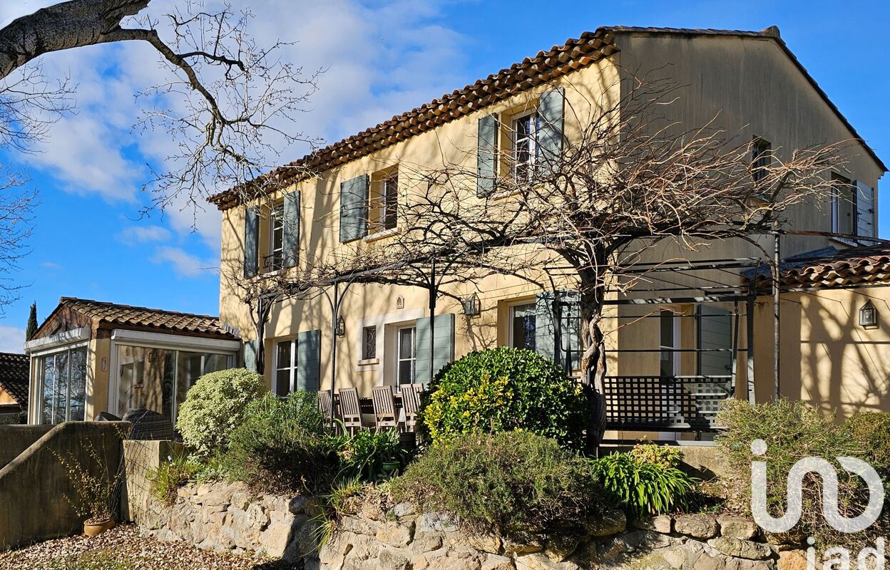 maison 7 pièces 182 m2 à vendre à Mouriès (13890)