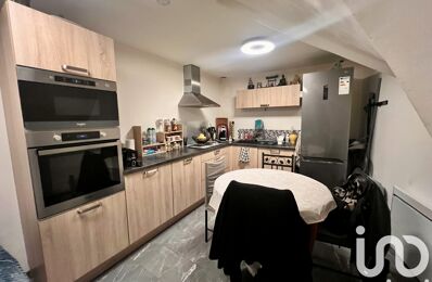 location maison 550 € CC /mois à proximité de Pouzolles (34480)