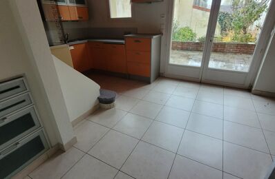 vente maison 113 900 € à proximité de Beautor (02800)