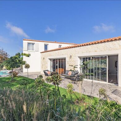 Maison 7 pièces 790400 €