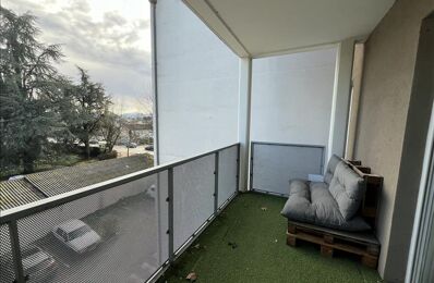 vente appartement 128 000 € à proximité de Boeil-Bezing (64510)