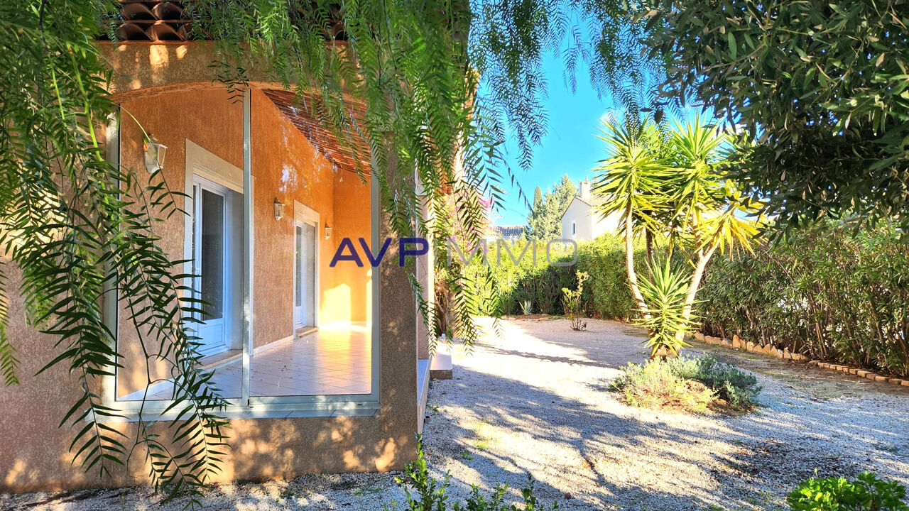 maison 4 pièces 130 m2 à vendre à Saint-Cyr-sur-Mer (83270)