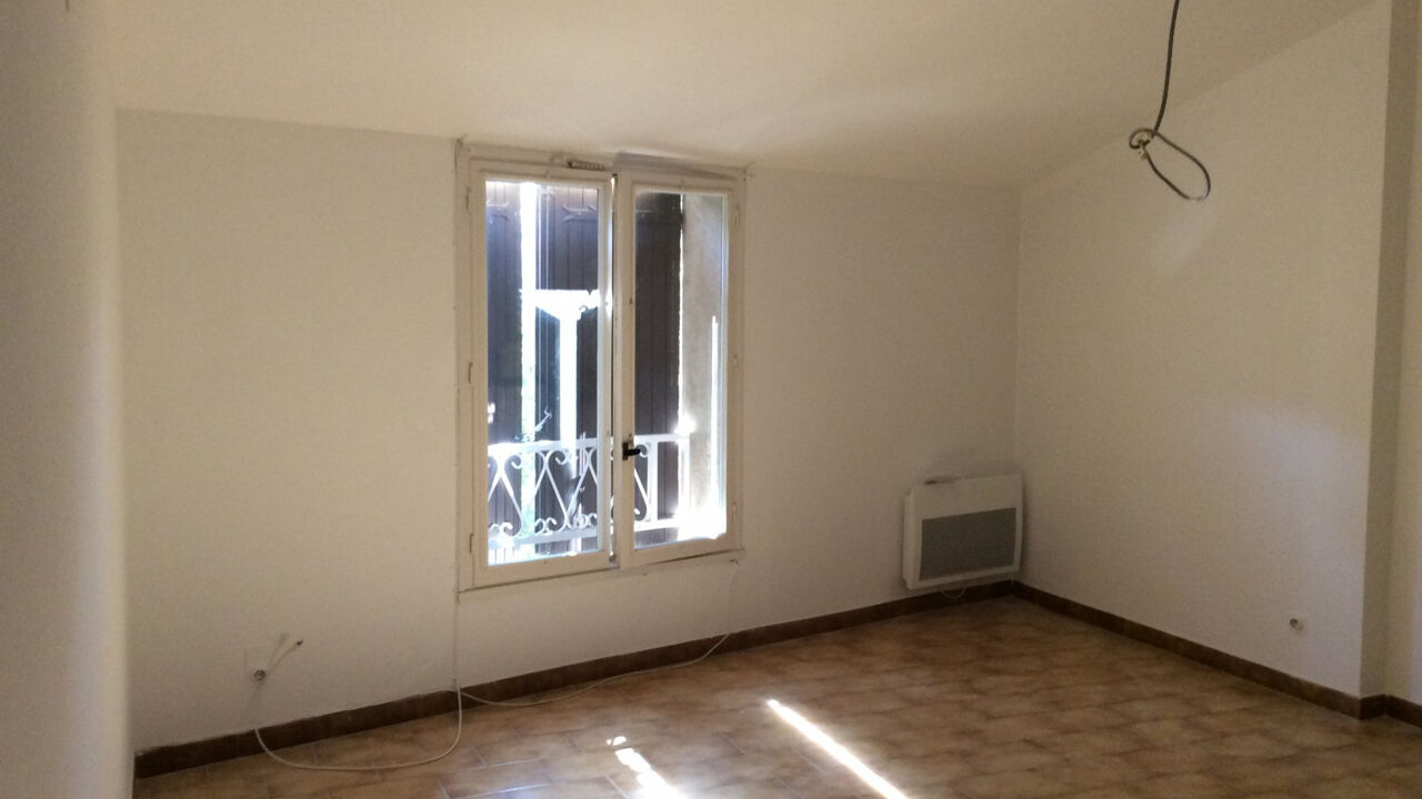 appartement 2 pièces 64 m2 à louer à Simiane-Collongue (13109)