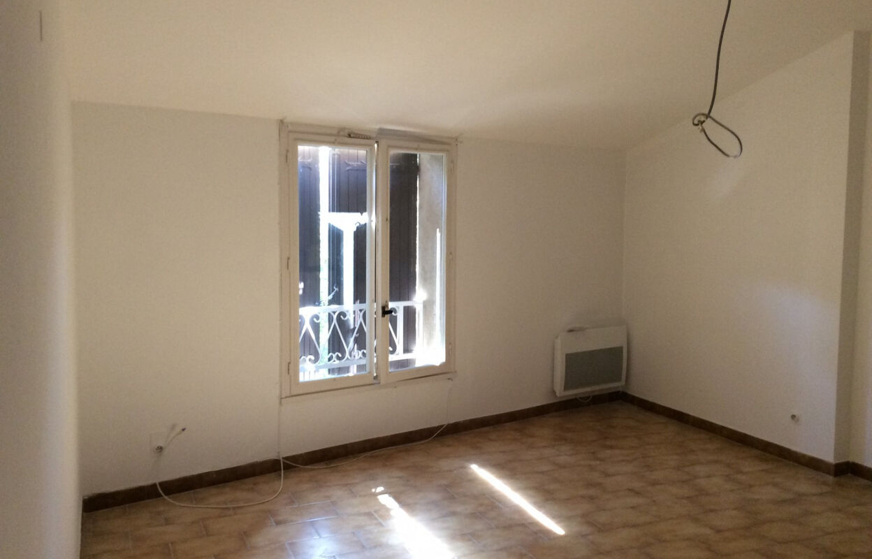 appartement 2 pièces 64 m2 à louer à Simiane-Collongue (13109)