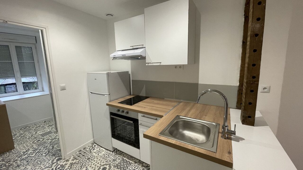 appartement 1 pièces 28 m2 à louer à Saint-Yrieix-la-Perche (87500)