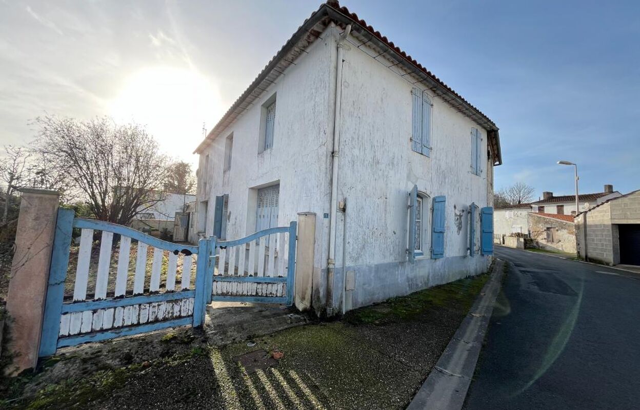 maison 5 pièces 107 m2 à vendre à Chaillevette (17890)