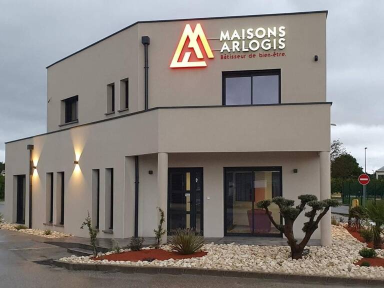 Maison à Bourg-lès-Valence 100 m², 5 pièces pour 373 400 € - ... — photo 1