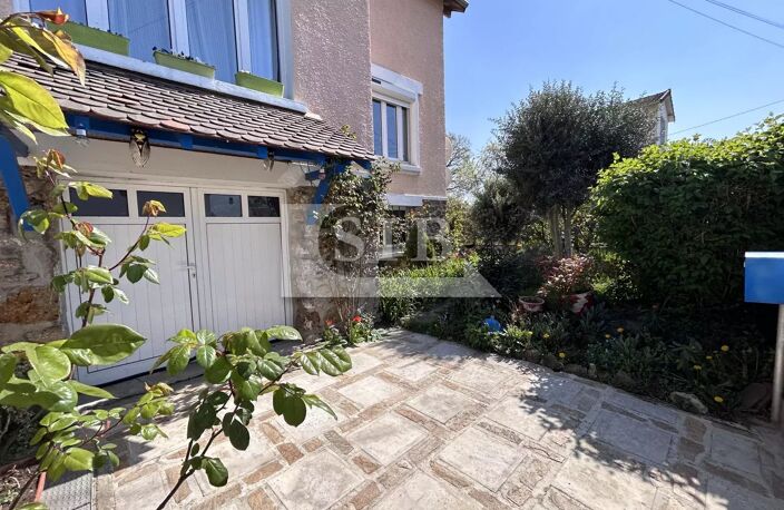 Charmante maison 6 pièces 106 m² - Sainte-Geneviève-des-Bois — photo 2