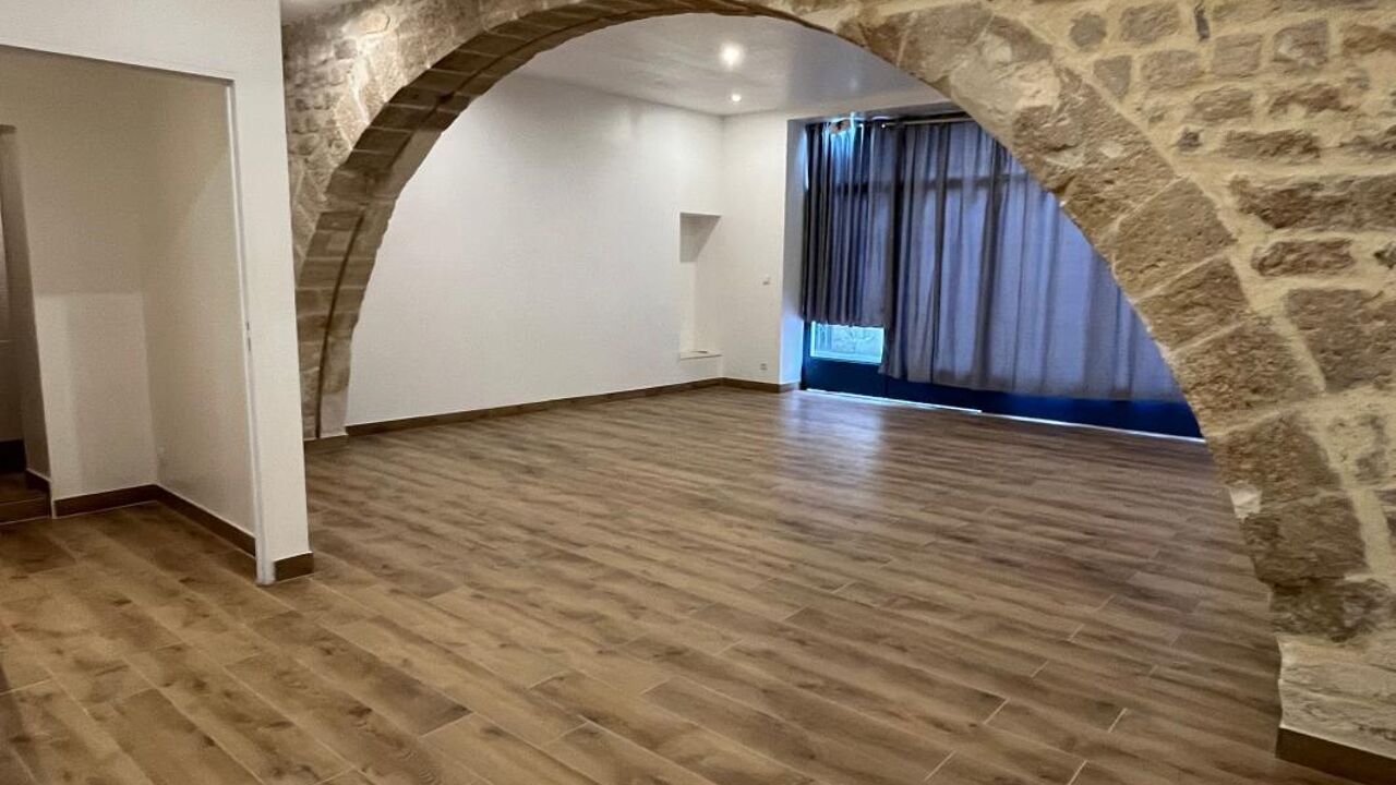 bureau  pièces 65 m2 à vendre à Beaucaire (30300)