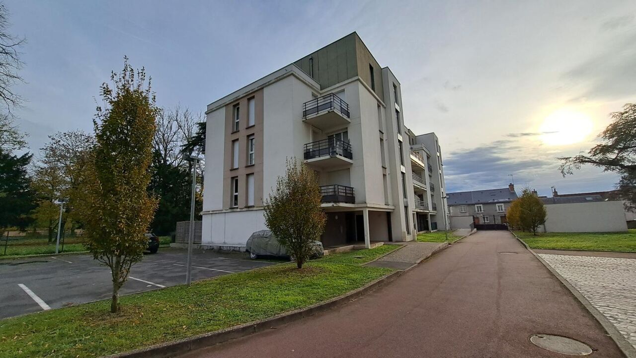 appartement 2 pièces 41 m2 à louer à Saint-Jean-de-la-Ruelle (45140)