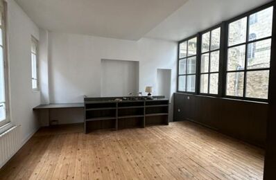 location appartement 1 950 € CC /mois à proximité de Le Bouscat (33110)