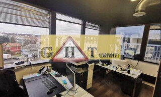 Bureau  100 m² à louer à Maisons-Alfort (94700)