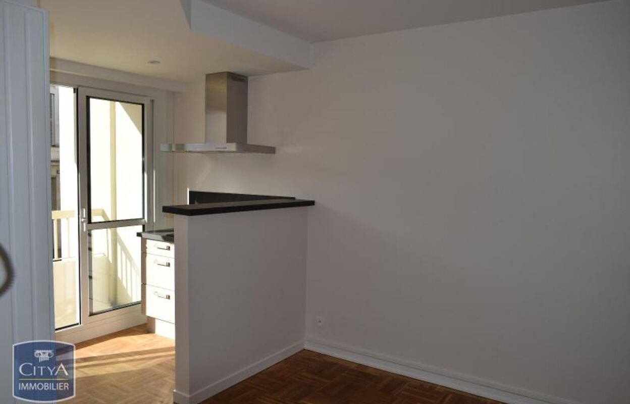 appartement 2 pièces 27 m2 à louer à Angers (49100)