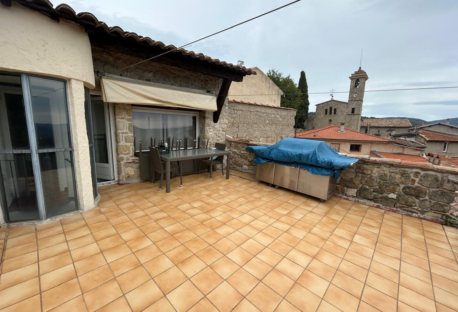 Maison de Village   5 Pièces  avec Terrasse — photo 1