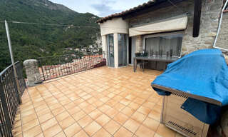 Appartement 5 Pièces 125 m² à vendre à Coaraze (06390)