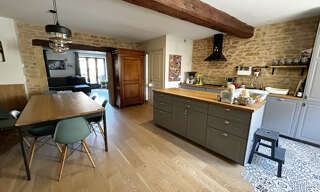 Maison 6 Pièces 150 m² à vendre à Ville-sur-Jarnioux (69640)