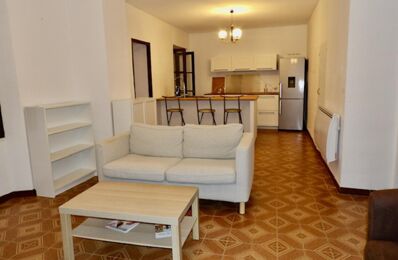 location appartement 880 € CC /mois à proximité de Fréjus (83600)