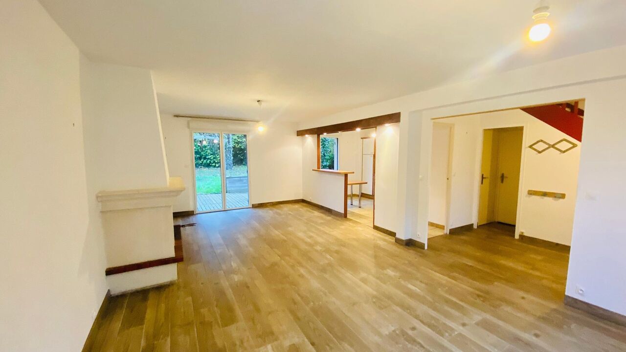 maison 6 pièces 99 m2 à vendre à Le Rheu (35650)