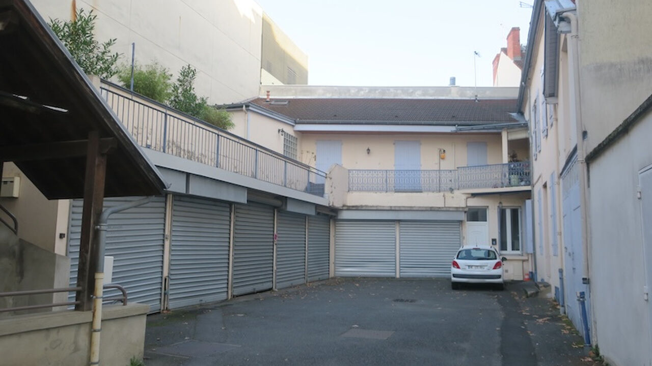 garage  pièces  m2 à vendre à Vichy (03200)