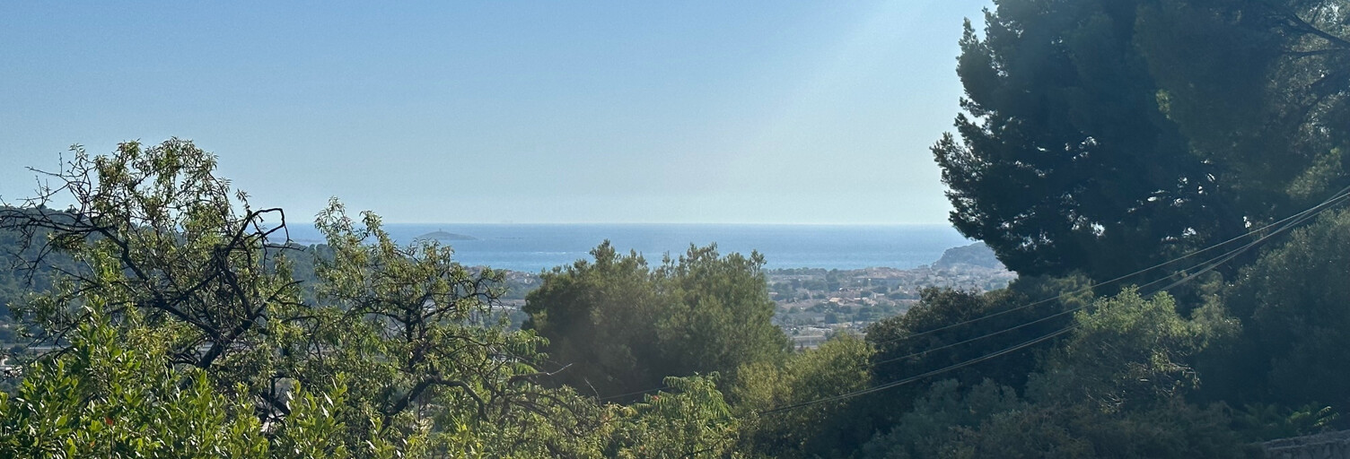 Terrain  1000 m² à vendre à Ollioules (83190)