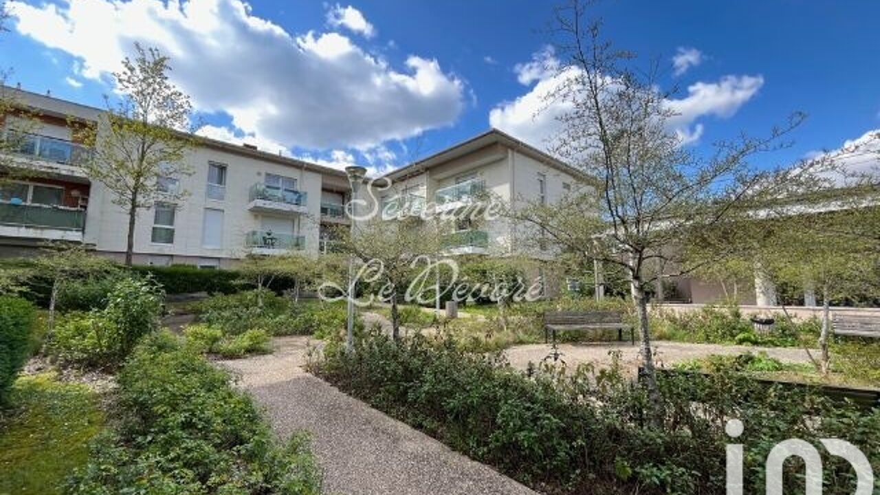 appartement 2 pièces 64 m2 à vendre à Montlignon (95680)