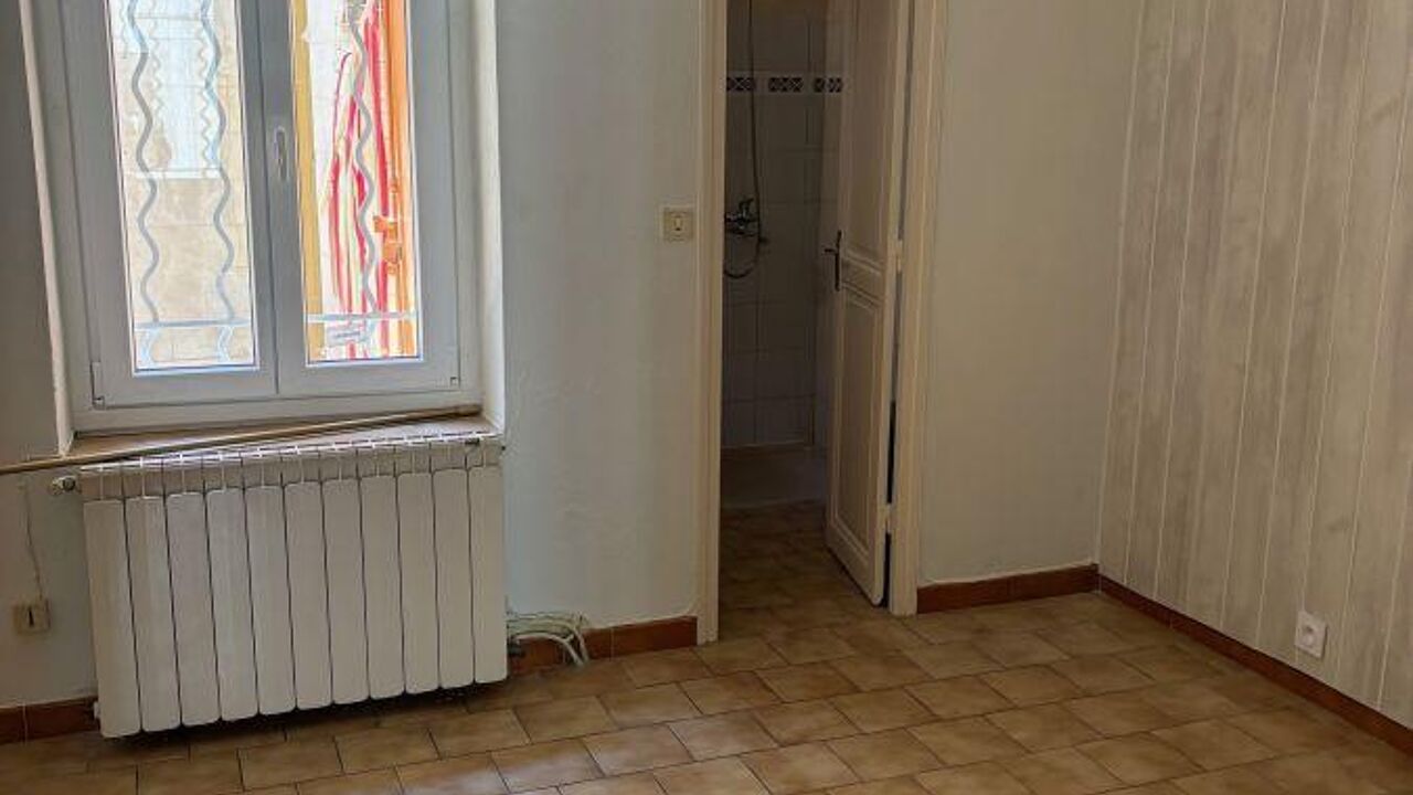 appartement 2 pièces 28 m2 à louer à Nîmes (30900)