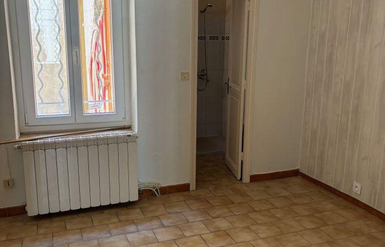 appartement 2 pièces 28 m2 à louer à Nîmes (30900)