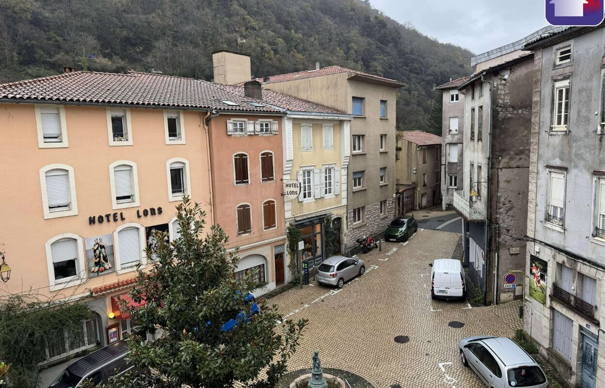 immeuble  pièces 300 m2 à vendre à Foix (09000)