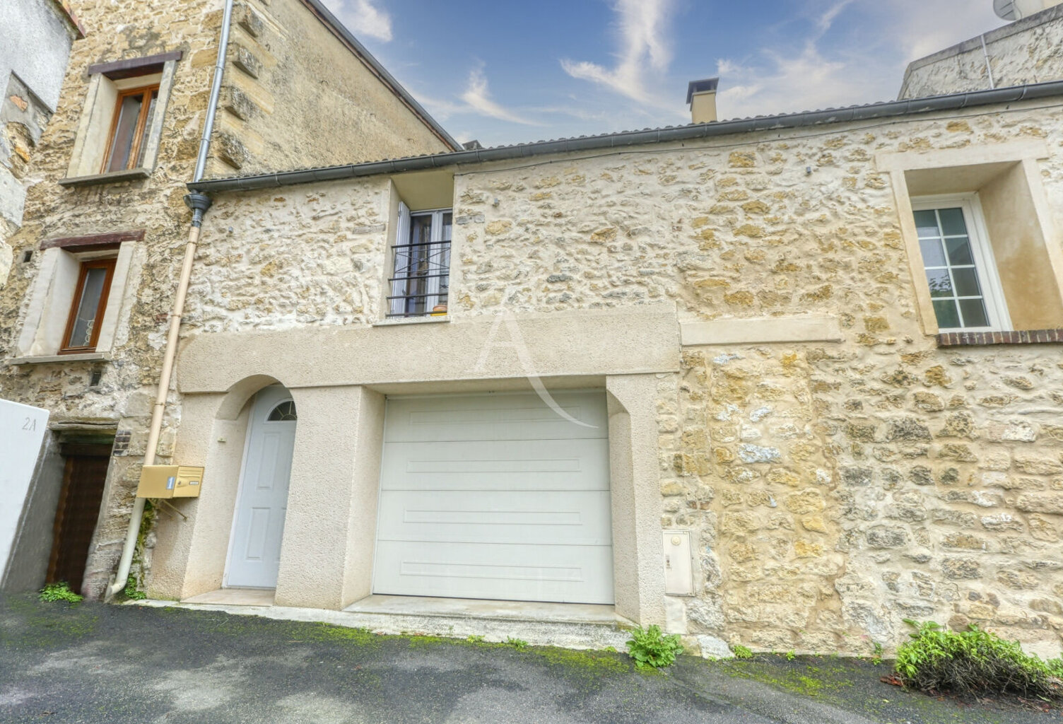 Un cadre de vie idéal  pour cette maison de caractère ! — photo 1