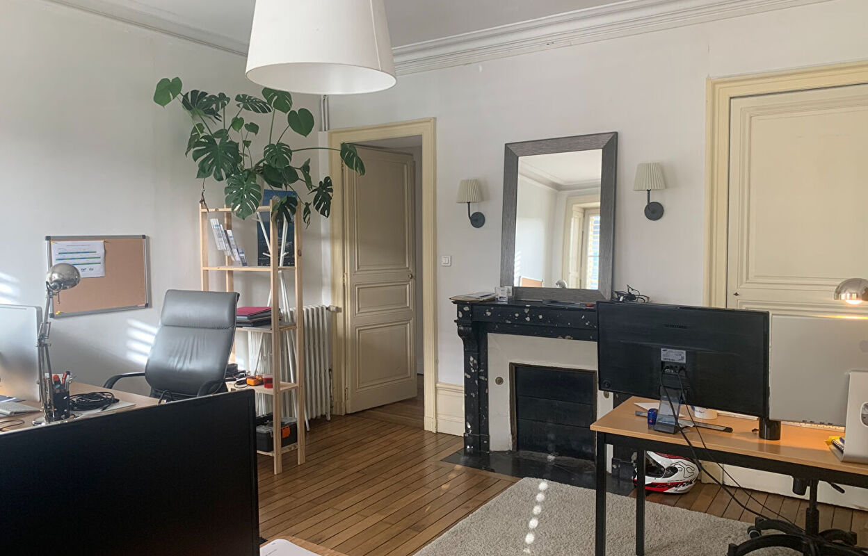 bureau 4 pièces 87 m2 à louer à Nantes (44000)